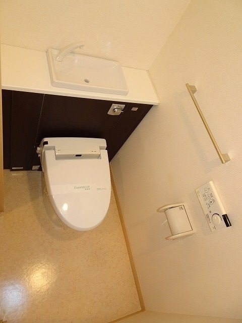 ヌーベルメゾンヤマヤのトイレ