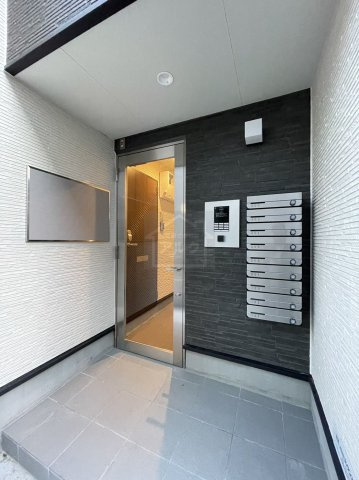 アカツキテラス和泉IIIのエントランス