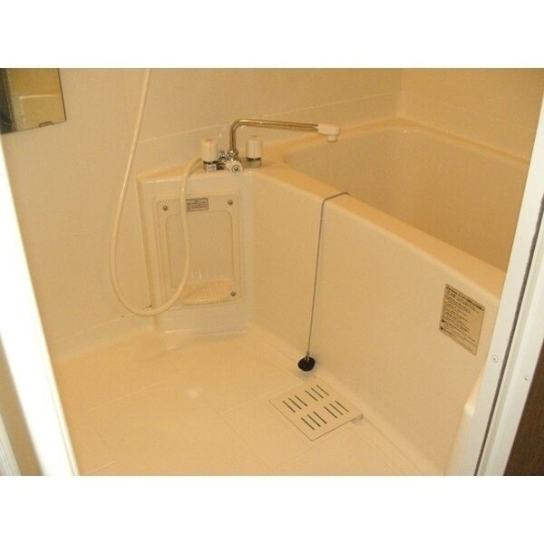 アンプルールリーブルBLOOMの浴室