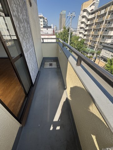 コムディッソ エフモールのバルコニー