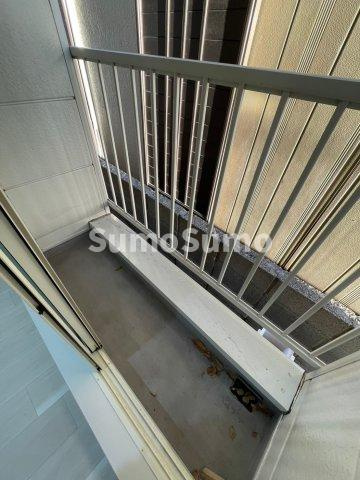 JS小山町のバルコニー|暖かな日差しのふりそそぐバルコニー