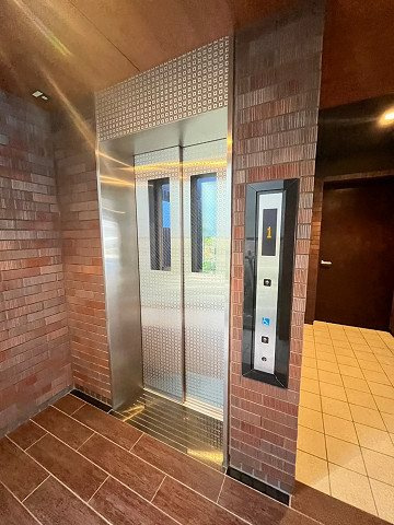 ブライトロード西宮の外観