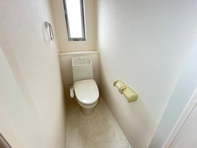 【トイレ】 | サファイアＡ | 清潔感のあるトイレです