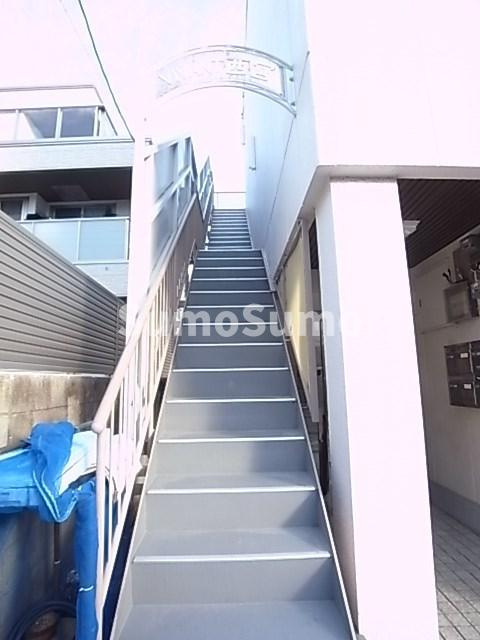 ヴィヴァン西宮の外観