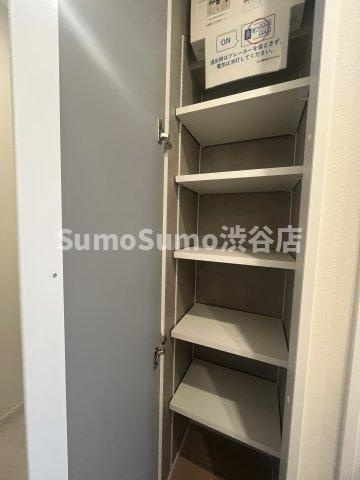 アトリオフラッツ自由が丘eastの収納