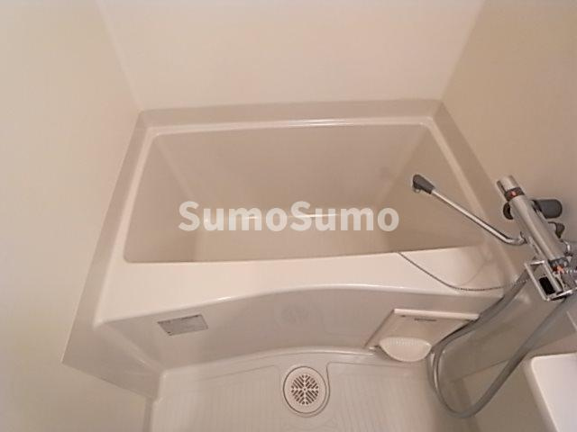 LEGESTA神戸ガーデンパレスの浴室