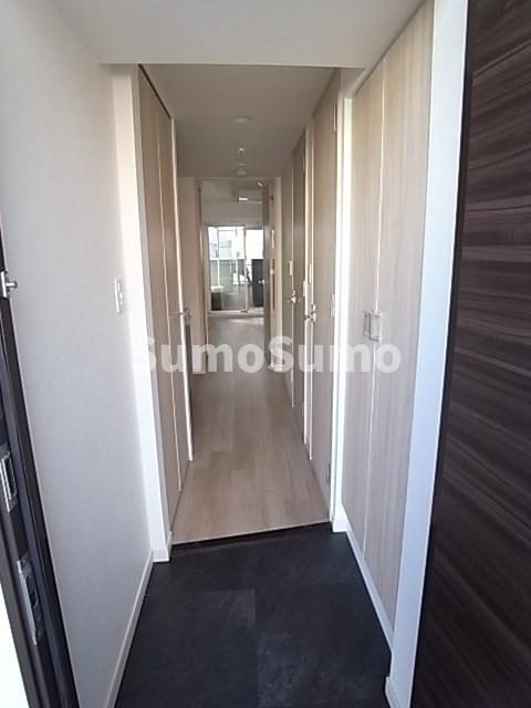 LEGESTA神戸ガーデンパレスの玄関