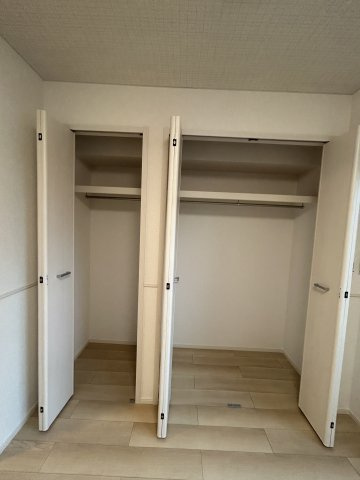 ヒカルサ尼崎神崎町の収納