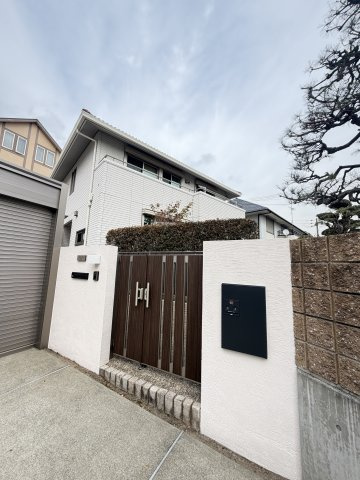 赤松町2丁目貸家