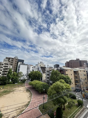 ライフ新神戸の展望