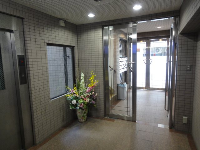 ライフ新神戸のロビー