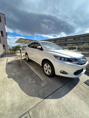 プチフローラの駐車場