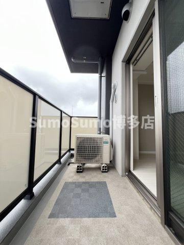 ピタゴラ箱崎のバルコニー