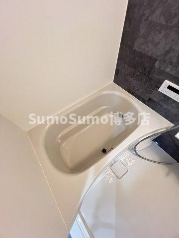 ピタゴラ箱崎の浴室