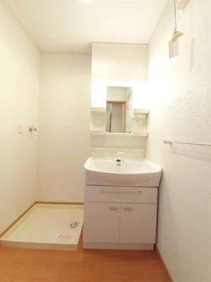 【洗面所】 | ラ・ソレイユＢ