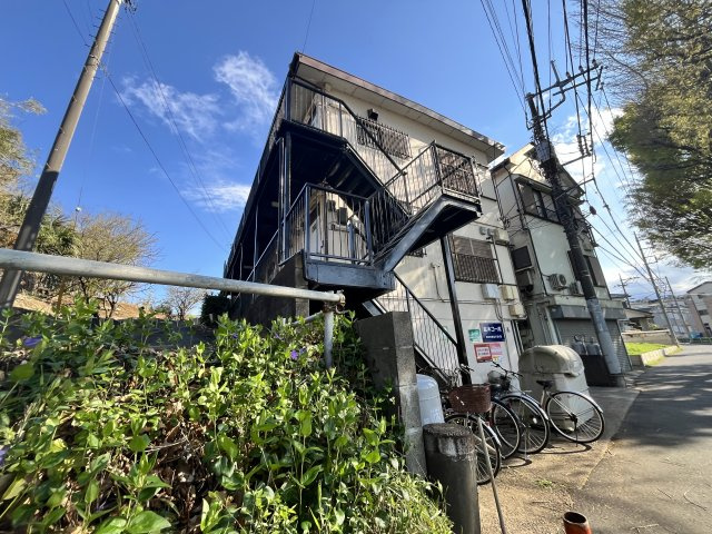 和光市新倉１丁目のアパート