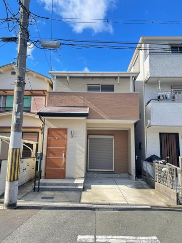 脇田町　中古一戸建ての外観|新しい生活にいかがでしょうか？外観はお住まいの顔になります。こだわりたいポイントですね。外壁塗装や屋根塗装のご相談も承っております。
■現地内覧・資金計画相談・住宅ローン相談もお問合せ受付中■