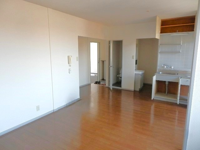 こちらのリビングで趣味の時間をお楽しみください