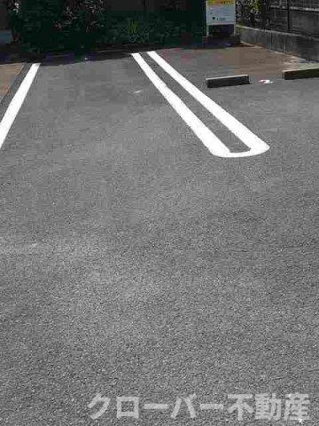 来夢１番館　Ａの駐車場