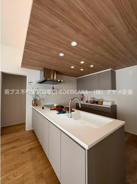 南アルプス市藤田の新築一戸建のキッチン