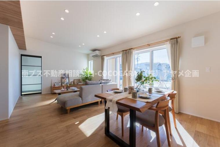 南アルプス市藤田の新築一戸建の居間・リビング