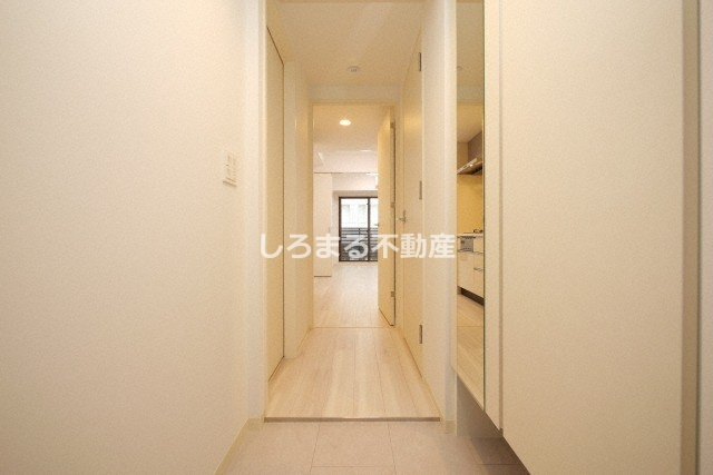 ソルレヴェンテ北堀江Qの玄関