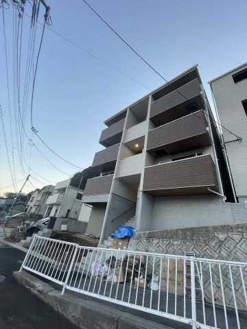 アリビア明神町Ｂ棟の外観
