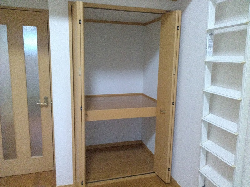 厚木市三田南３丁目のアパートの収納|収納2ヶ所あります