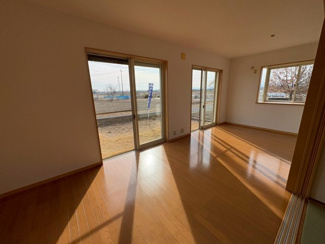 【居間・リビング】 | 比企郡川島町飯島　中古戸建　西武新宿線『本川越駅』徒歩91分　【伊草小学区】