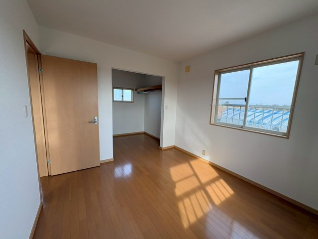 比企郡川島町飯島　中古戸建　西武新宿線『本川越駅』徒歩91分　【伊草小学区】の洋室