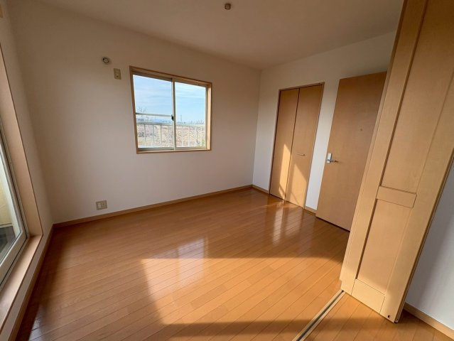 比企郡川島町飯島　中古戸建　西武新宿線『本川越駅』徒歩91分　【伊草小学区】の洋室