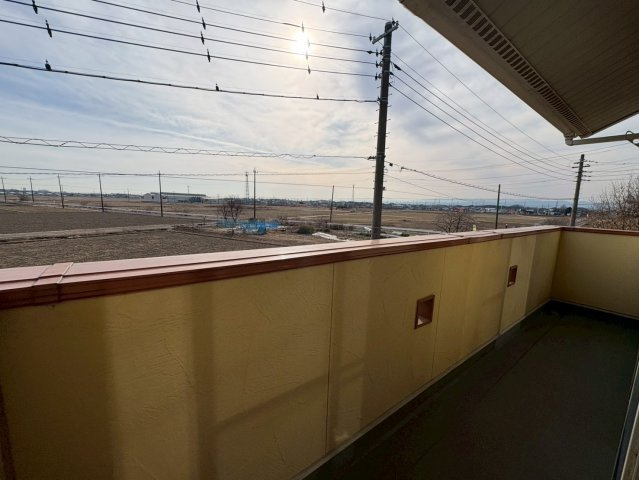 比企郡川島町飯島　中古戸建　西武新宿線『本川越駅』徒歩91分　【伊草小学区】のバルコニー