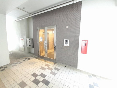 【エントランス】 | ゆちばな２泉崎 | 建物の内部です