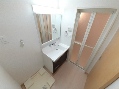 【洗面所】 | ゆちばな２泉崎 | 忙しい朝には欠かせない洗面所です