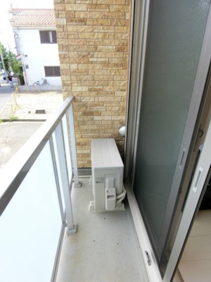 【バルコニー】 | リブリ・セント ファミリアⅡ