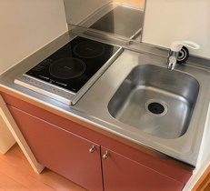 コンパクトなキッチンで掃除もラクラク