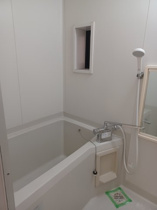 落ち着いた空間のお風呂です