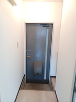 落ち着いた玄関です