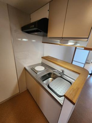 セラヴィ新丸太町のキッチン