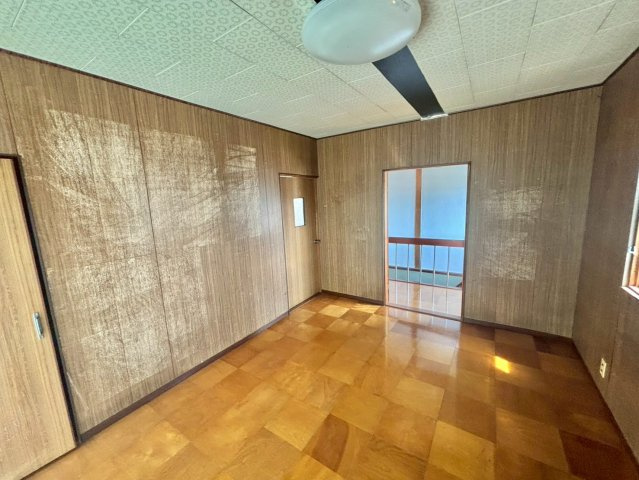 中地戸建の洋室