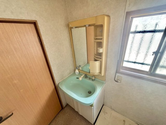 中地戸建の独立洗面台