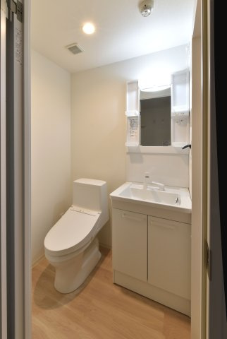 ※類似タイプ参考写真です（カラータイプが異なる場合がございます）