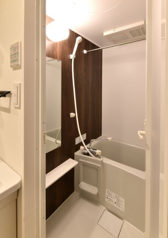 ※類似タイプ参考写真です（カラータイプが異なる場合がございます）