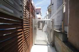 愛犬の脱走対策もバッチリです。
