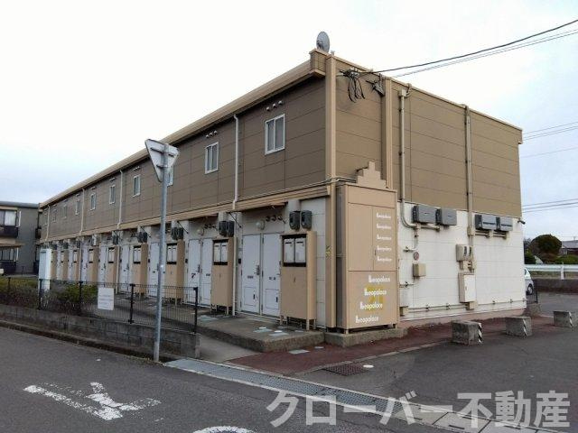 レオパレスカサベージュの外観