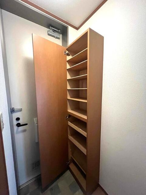 プレジオ上馬の収納|玄関の収納です