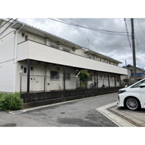 落ち着いた雰囲気の外観です