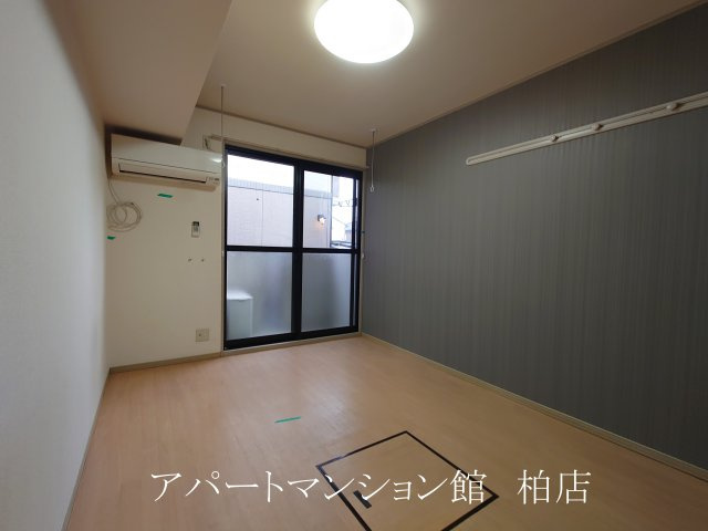 ベルデュールの居間・リビング