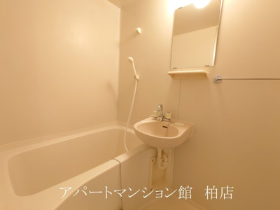 【浴室】 | ベルデュール | ※別号室参考写真です ※現況優先