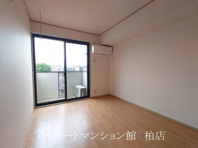 【寝室】 | ベルデュール | ※別号室参考写真です ※現況優先